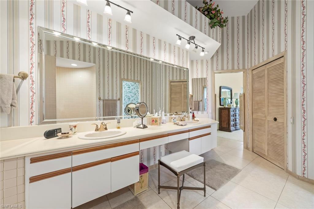 FIDDLESTICKS COUNTRY CLUB - Residential