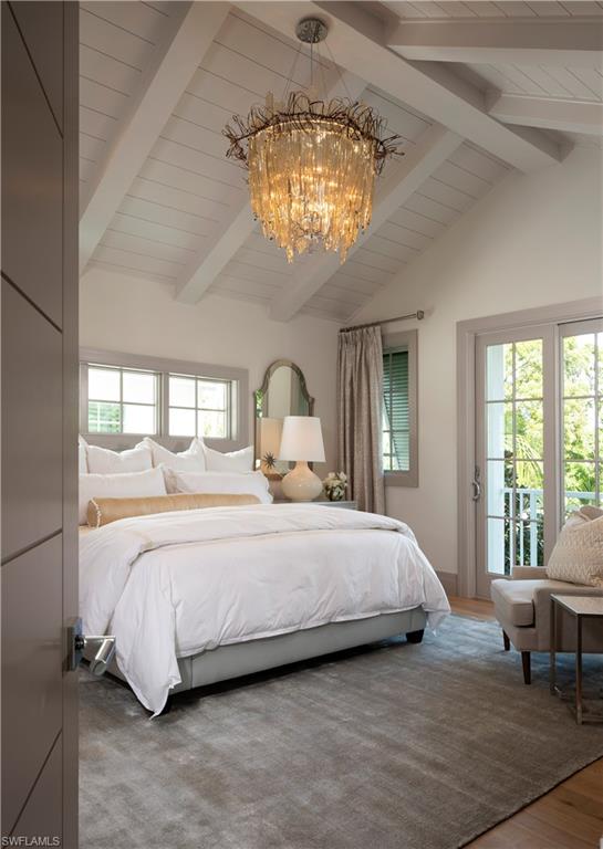 OLDE NAPLES - Residential