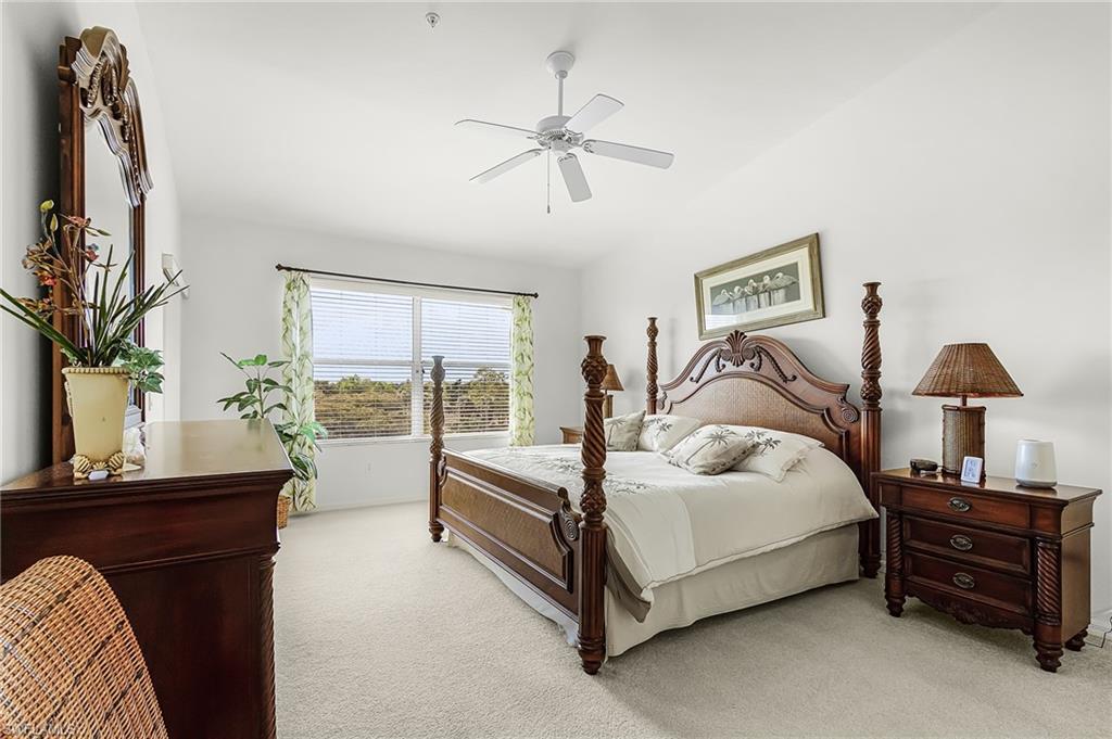 FAIRWAY VILLAS - Residential