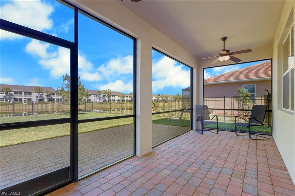 HAMPTON LAKES - Residential