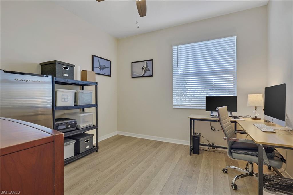 HAMPTON LAKES - Residential