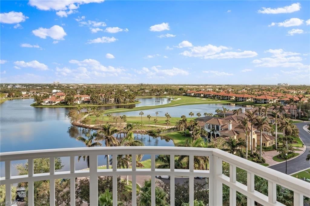 THE SHORES - Residential