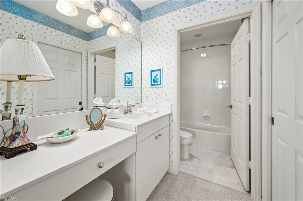 THE SHORES - Residential