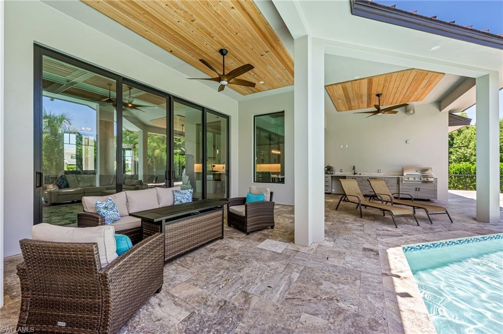 MARCO BEACH - Residential