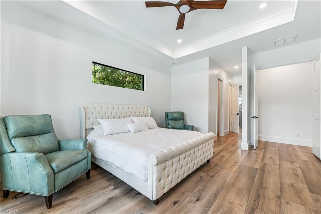 MARCO BEACH - Residential