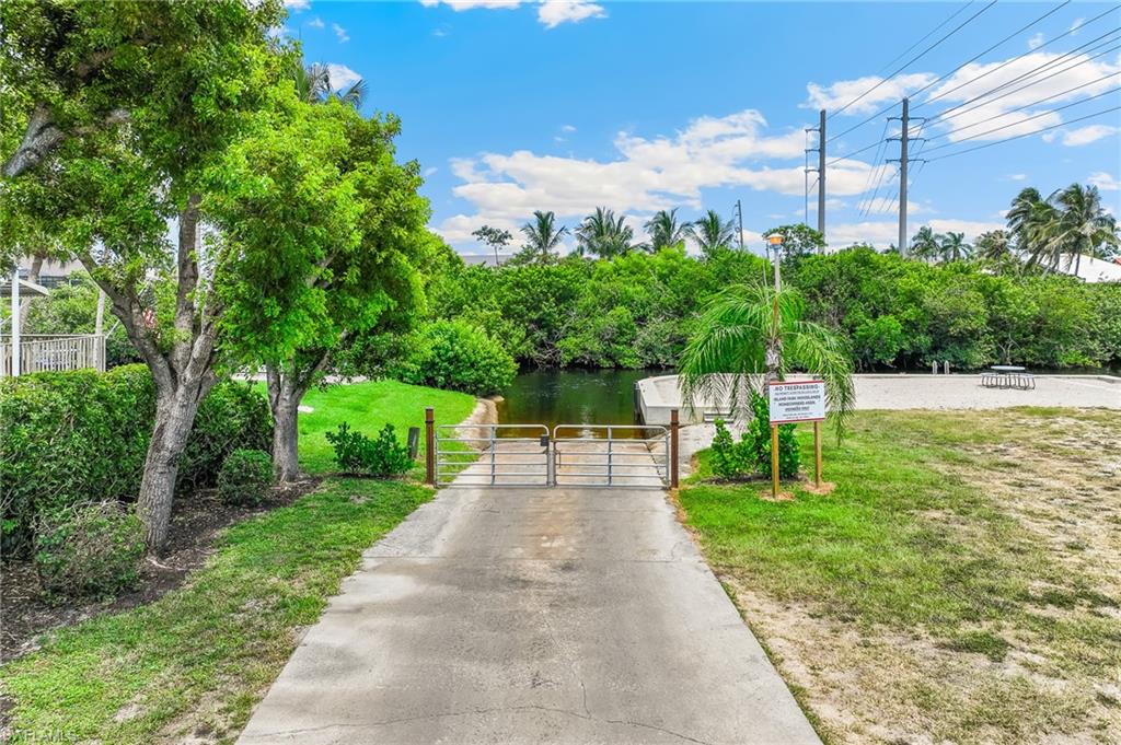 ISLAND PARK WOODLANDS - Residential