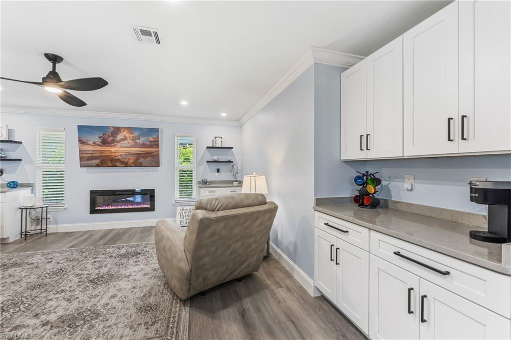 ISLAND PARK WOODLANDS - Residential