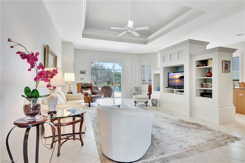 IVY POINTE - Residential