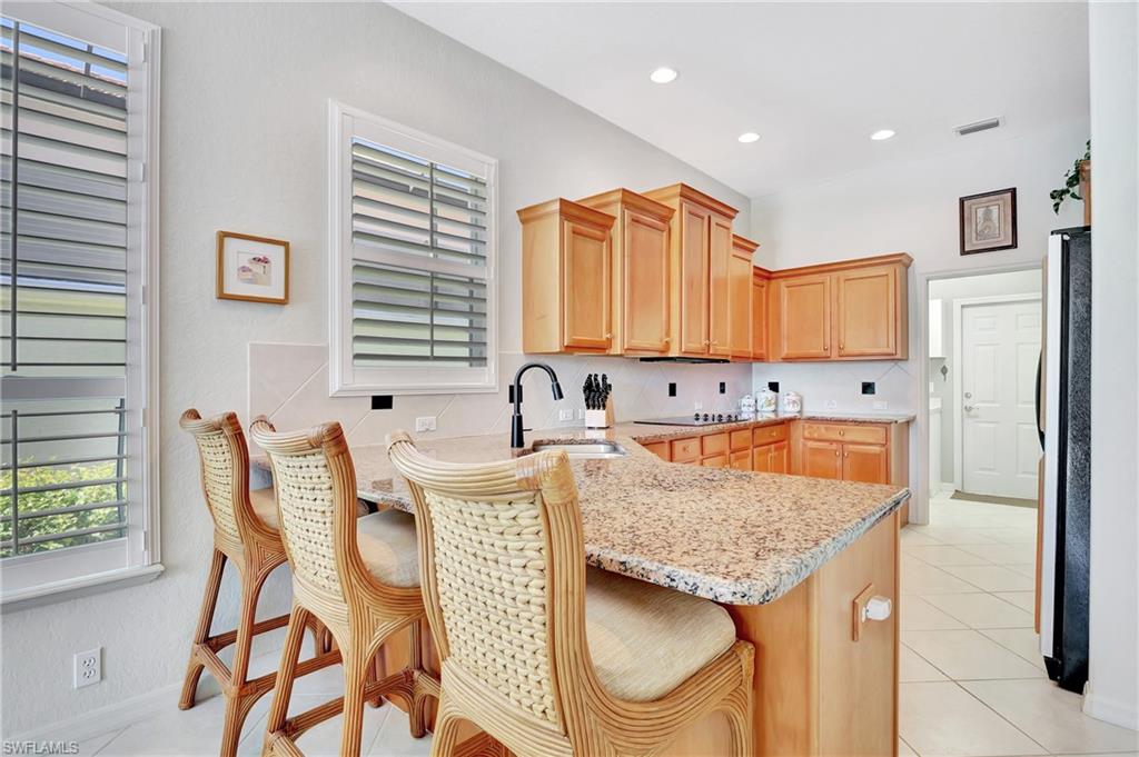 IVY POINTE - Residential