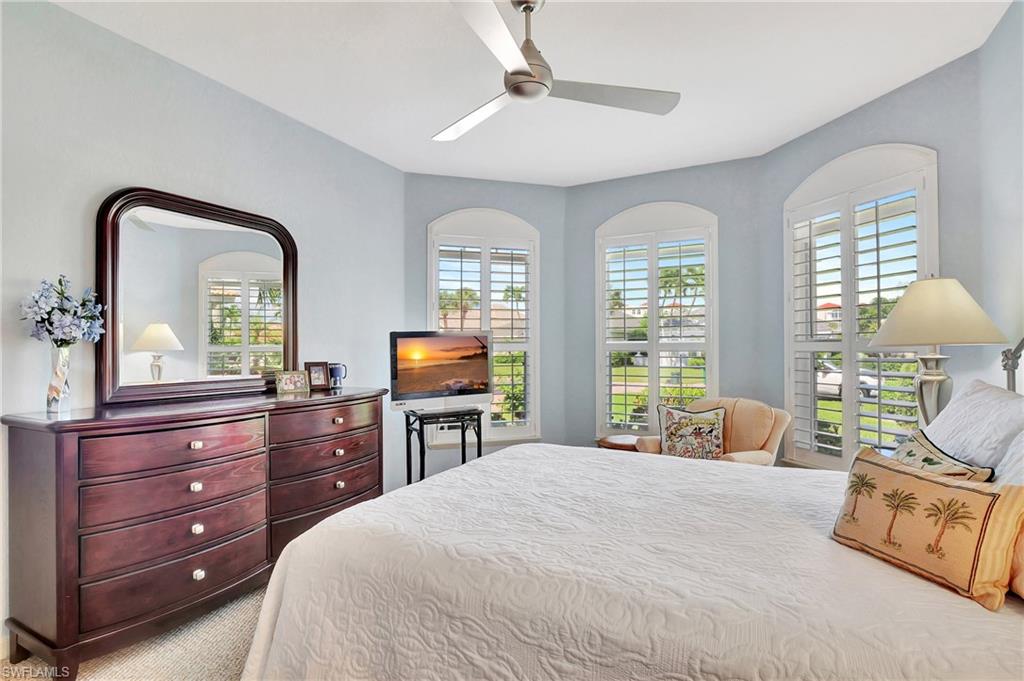 IVY POINTE - Residential