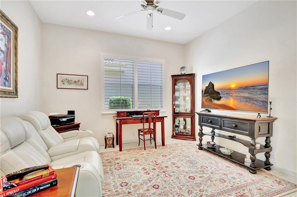 IVY POINTE - Residential