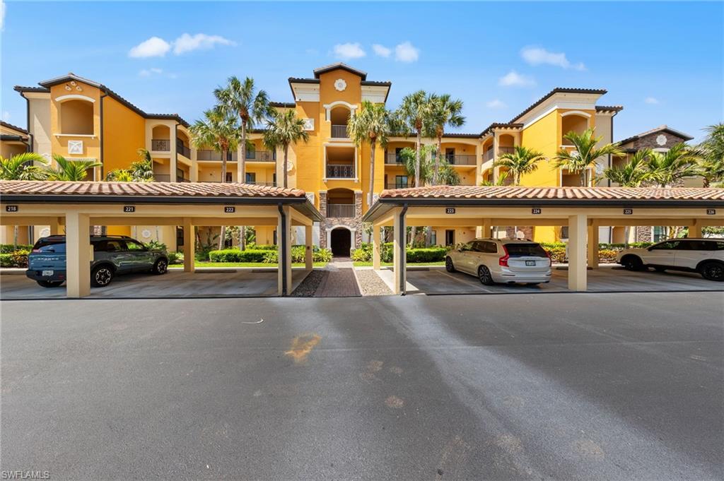 BONITA NATIONAL GOLF AND COUNTRY CLUB - Residential