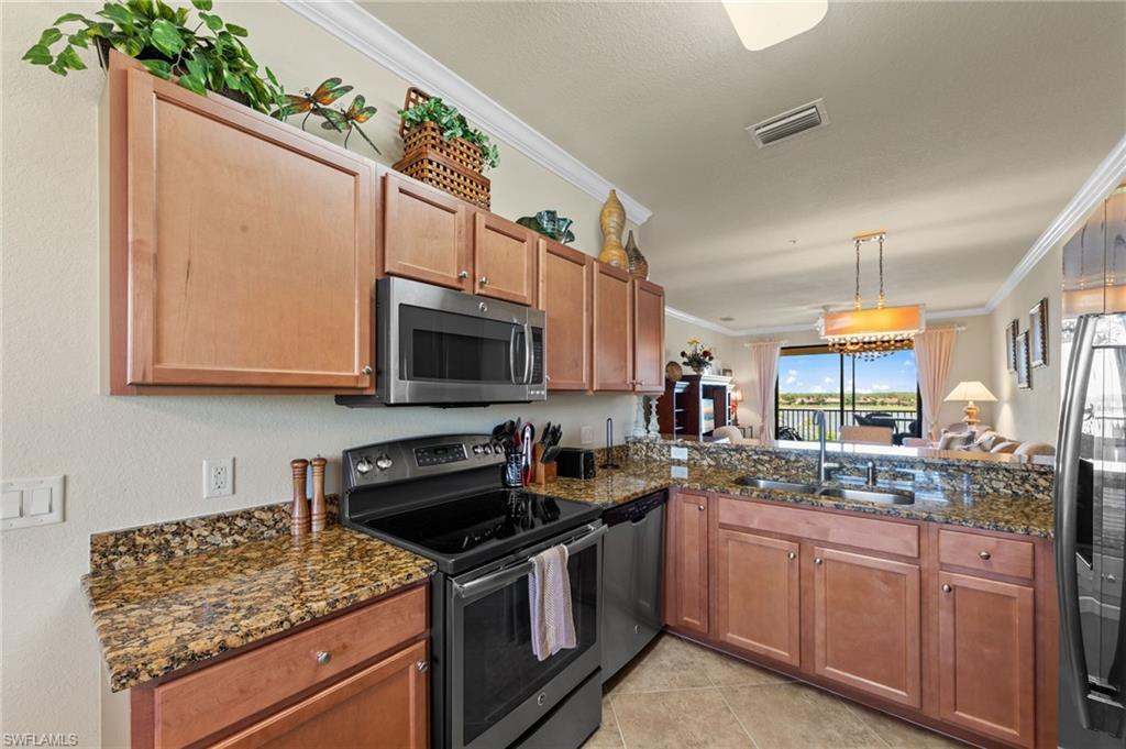 BONITA NATIONAL GOLF AND COUNTRY CLUB - Residential