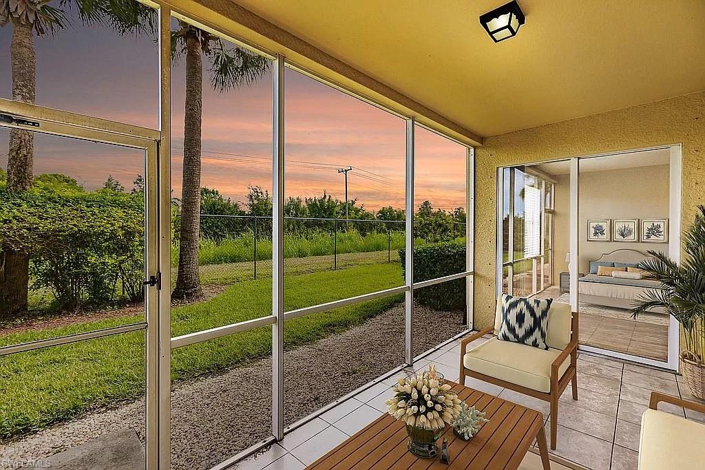 CALUSA PALMS - Residential