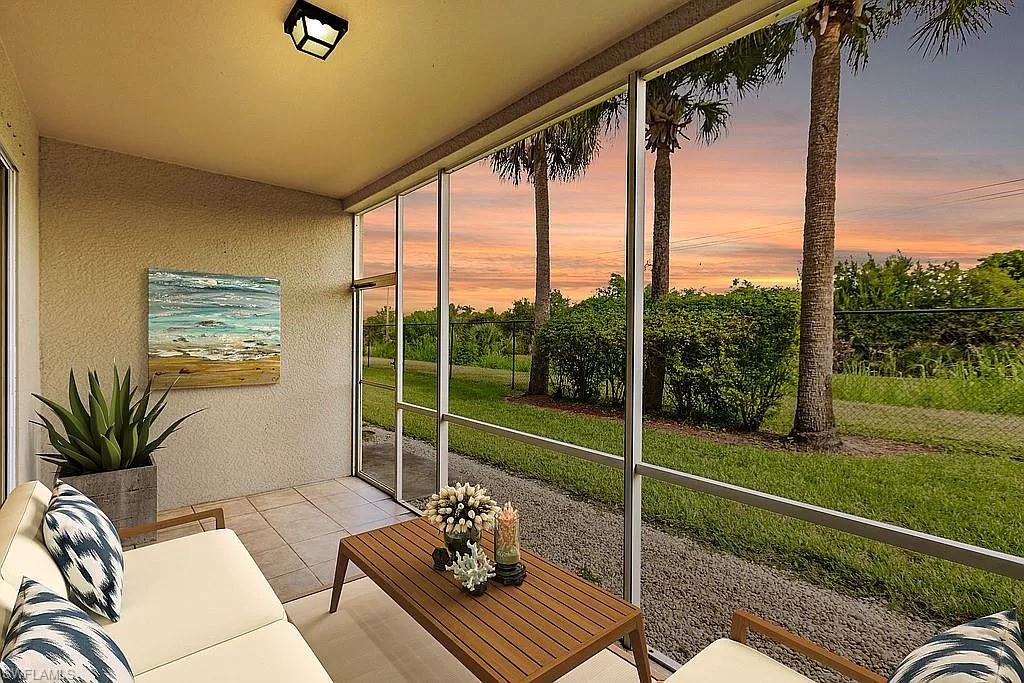 CALUSA PALMS - Residential