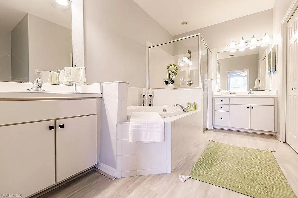 CALUSA PALMS - Residential