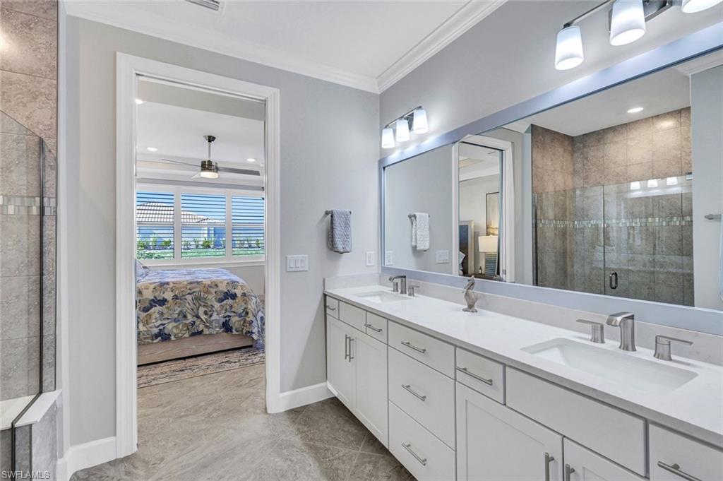 ESPLANADE LAKE CLUB - Residential