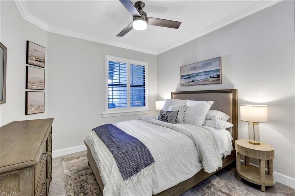 ESPLANADE LAKE CLUB - Residential