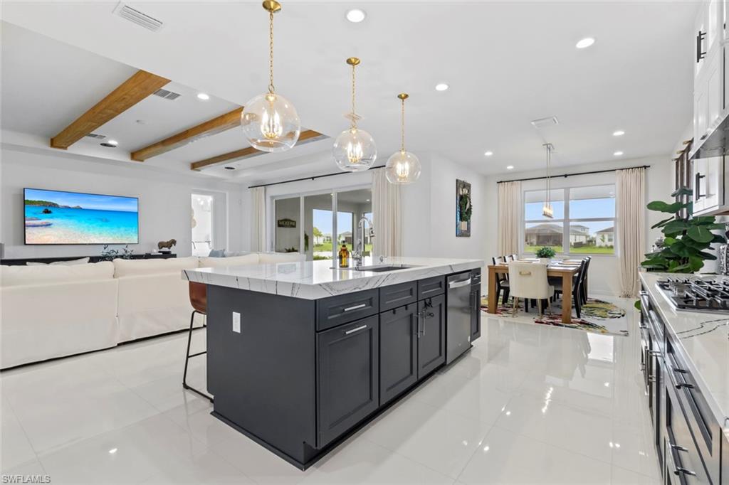 WATERVIEW LANDING - Residential