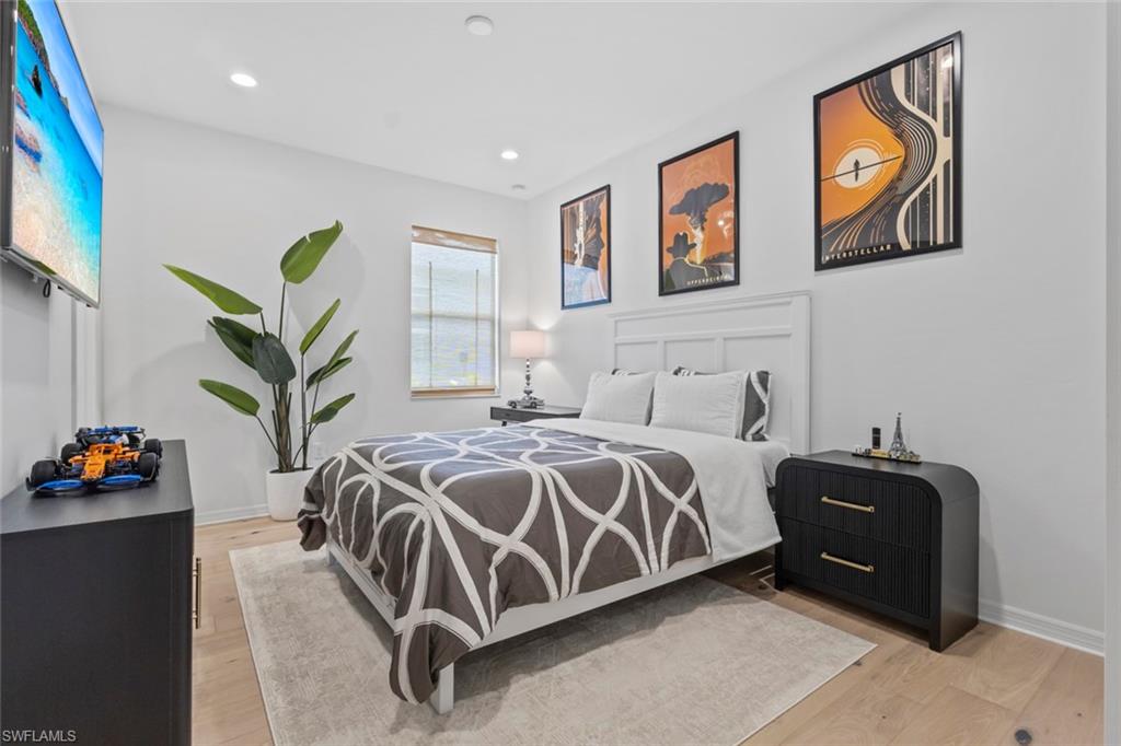 WATERVIEW LANDING - Residential