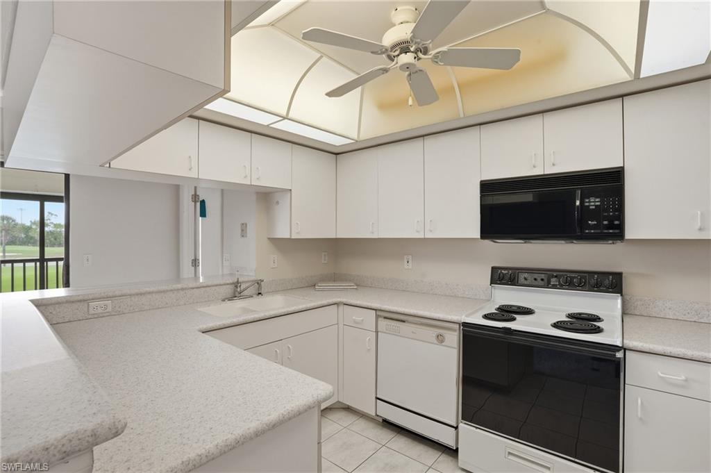 OAKMONT VILLAGE - Residential