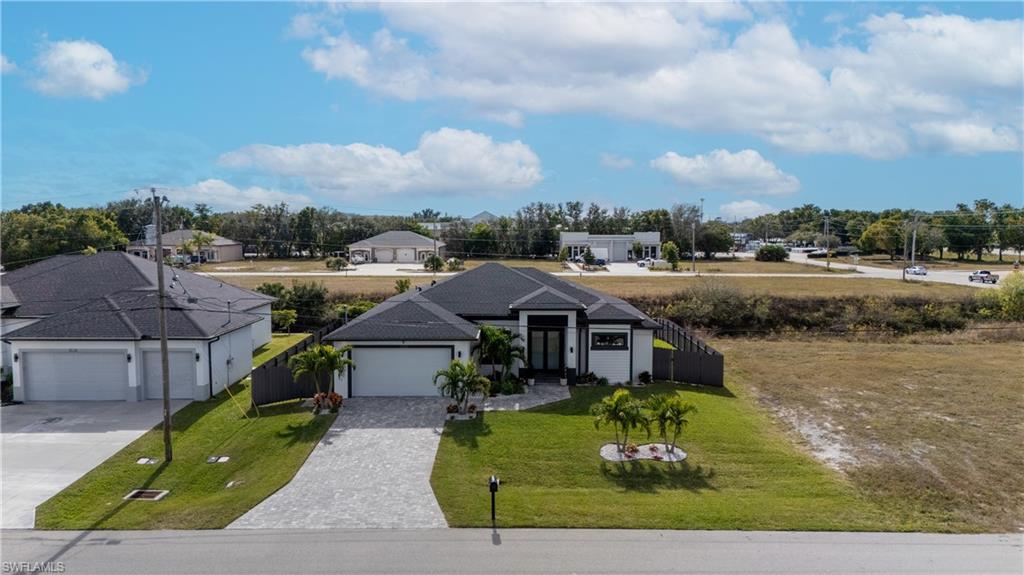 CAPE CORAL - Residential
