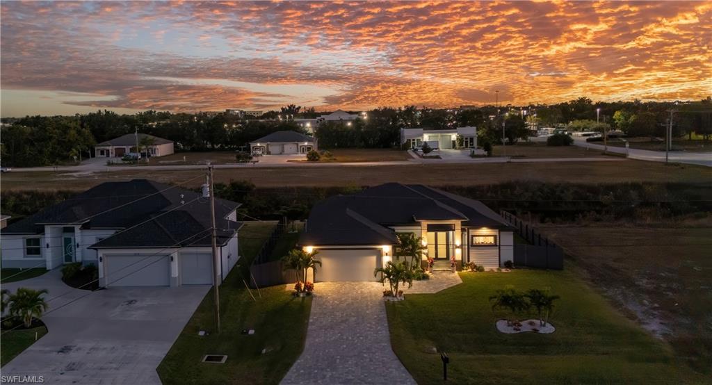 CAPE CORAL - Residential