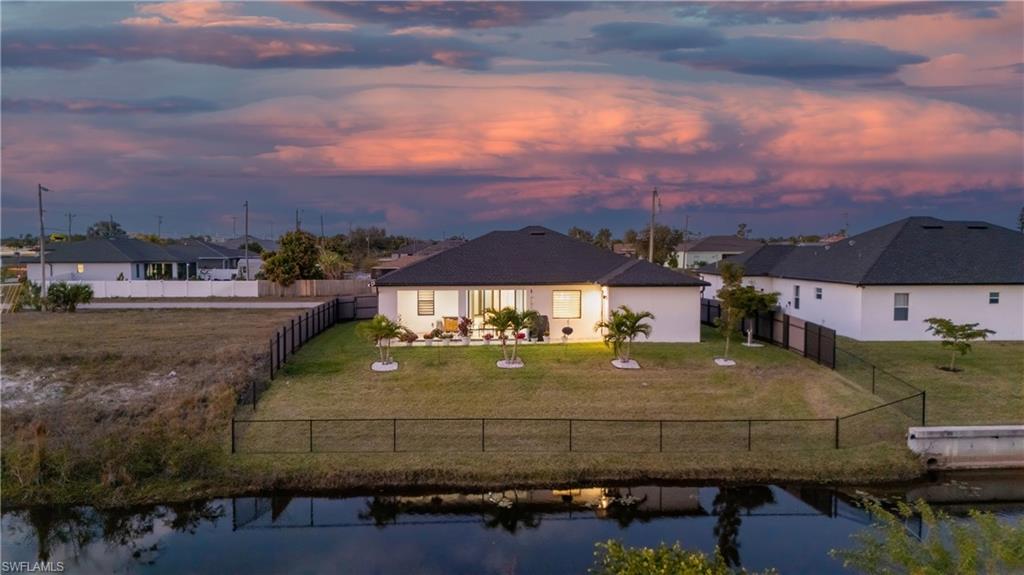 CAPE CORAL - Residential