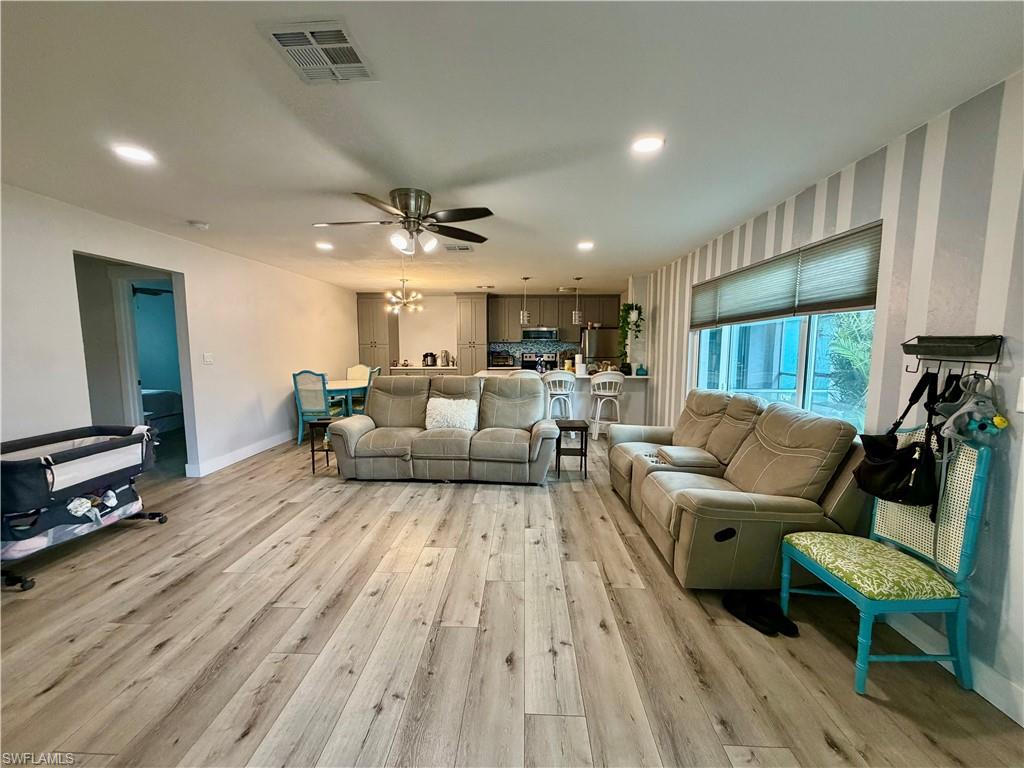 CAPE CORAL - Residential Lease