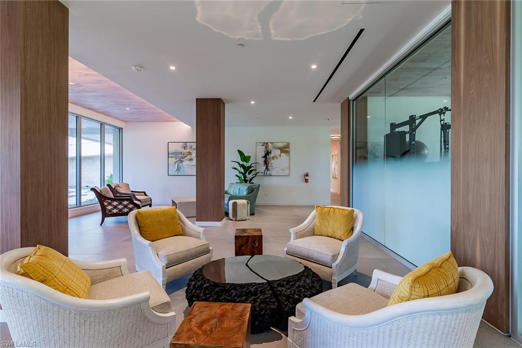 SOUTH SEAS - Residential