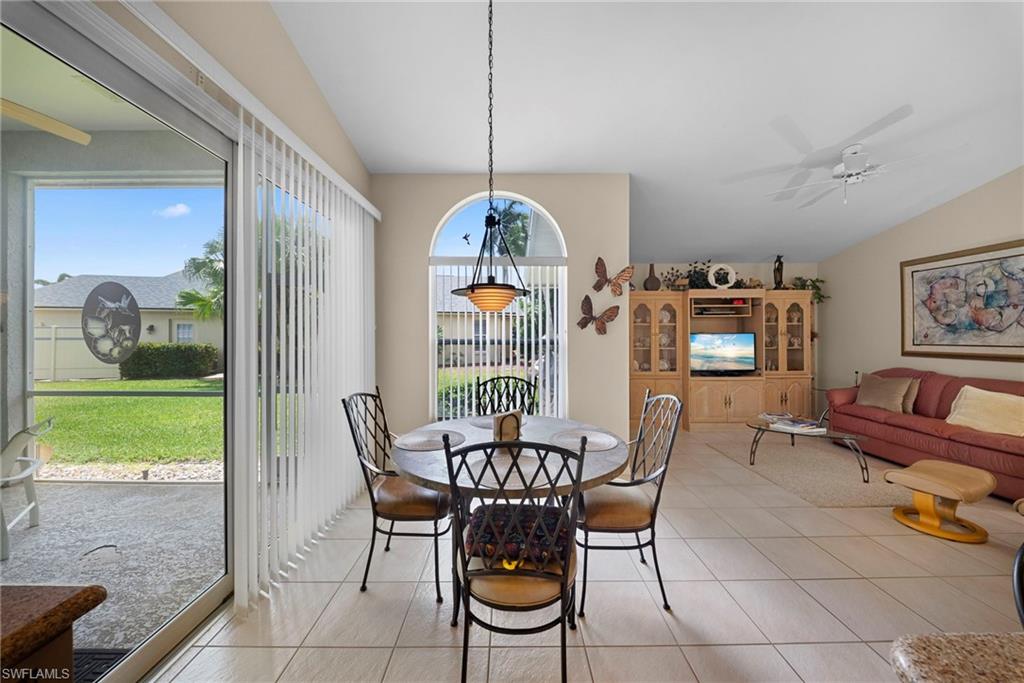 FOUNTAIN LAKES - Residential