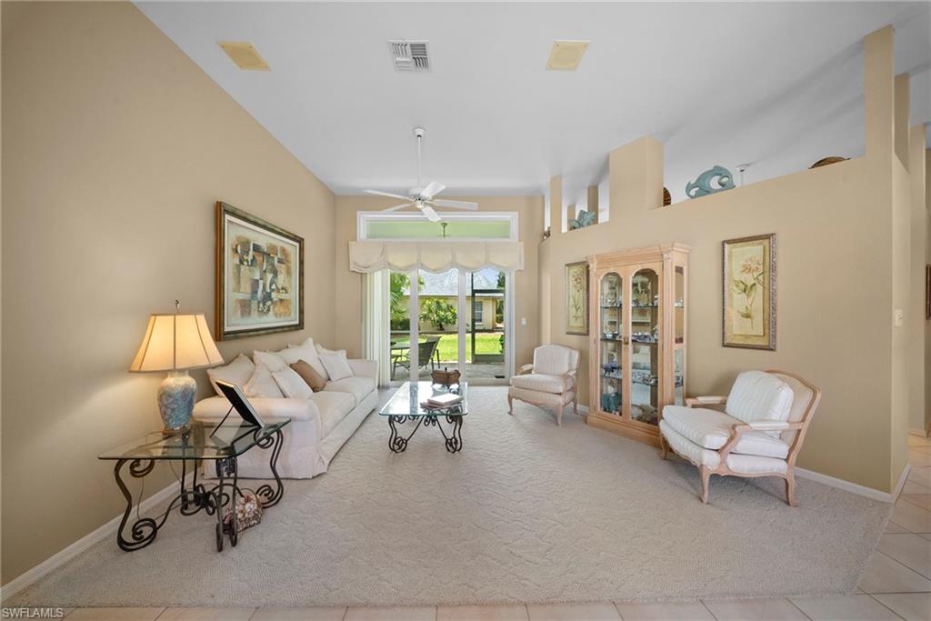 FOUNTAIN LAKES - Residential