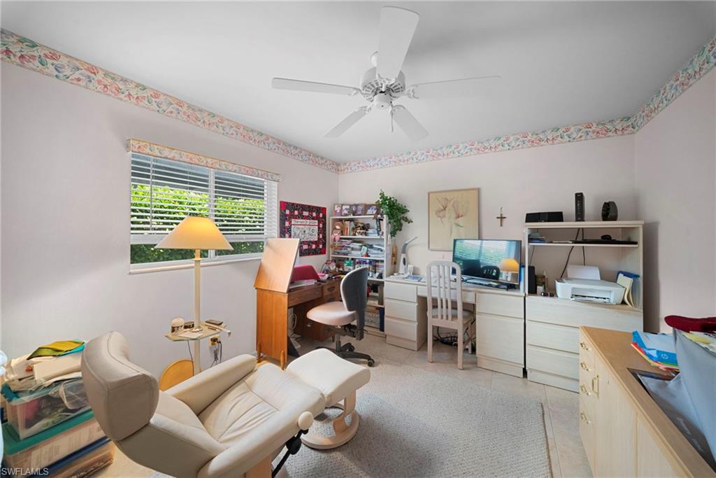 FOUNTAIN LAKES - Residential