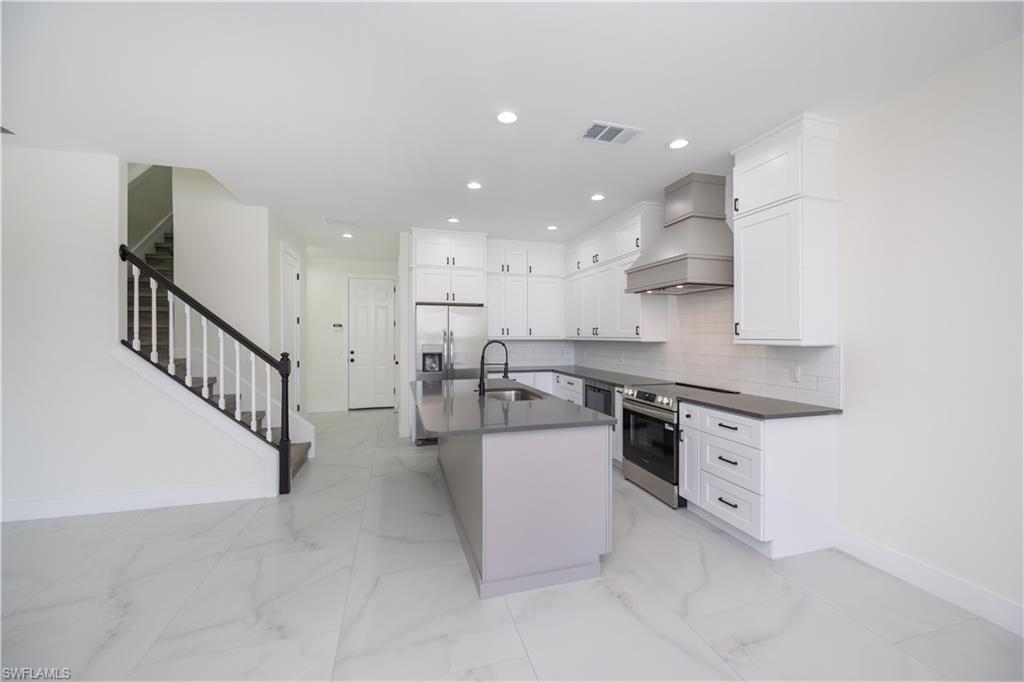 SANDOVAL - Residential