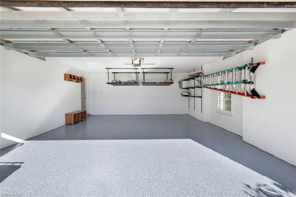 SILVERSTONE - Residential