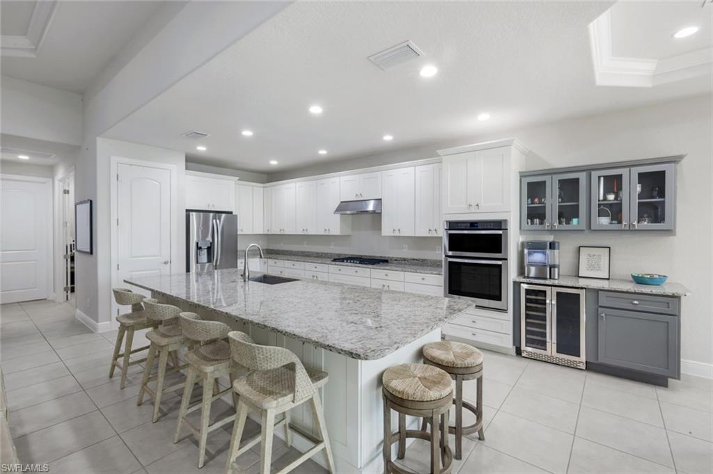 BONITA LAKES - Residential