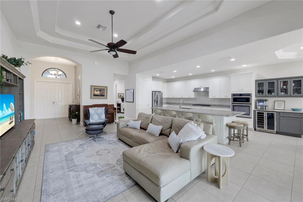 BONITA LAKES - Residential