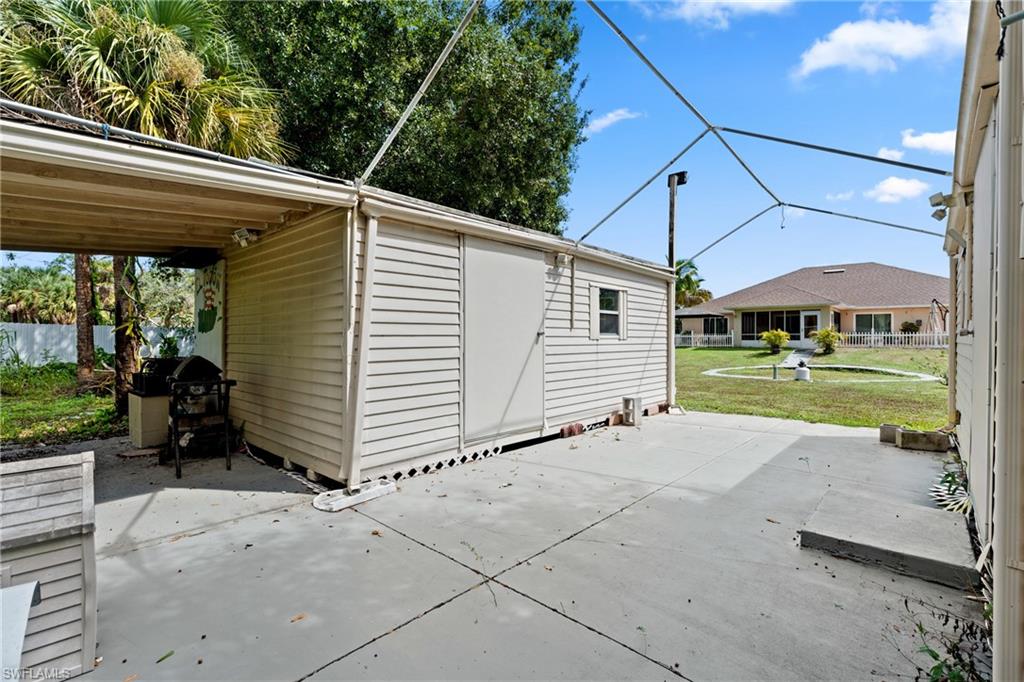 LEHIGH ACRES - Residential