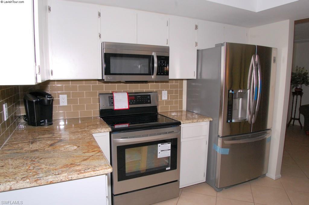 RIVER OAK PARK - Residential