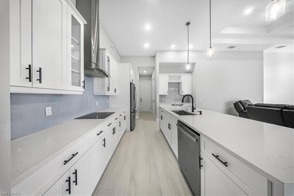 CAPE CORAL - Residential Lease