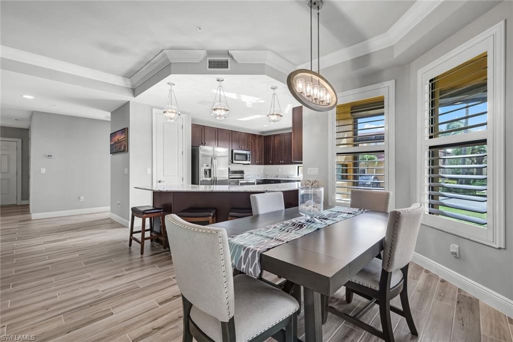 PRENTISS POINTE - Residential