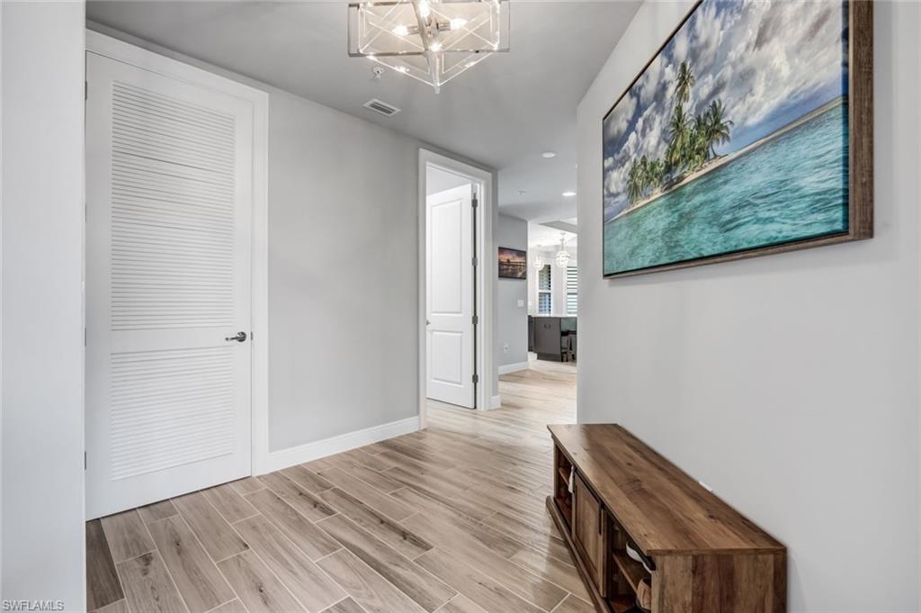 PRENTISS POINTE - Residential