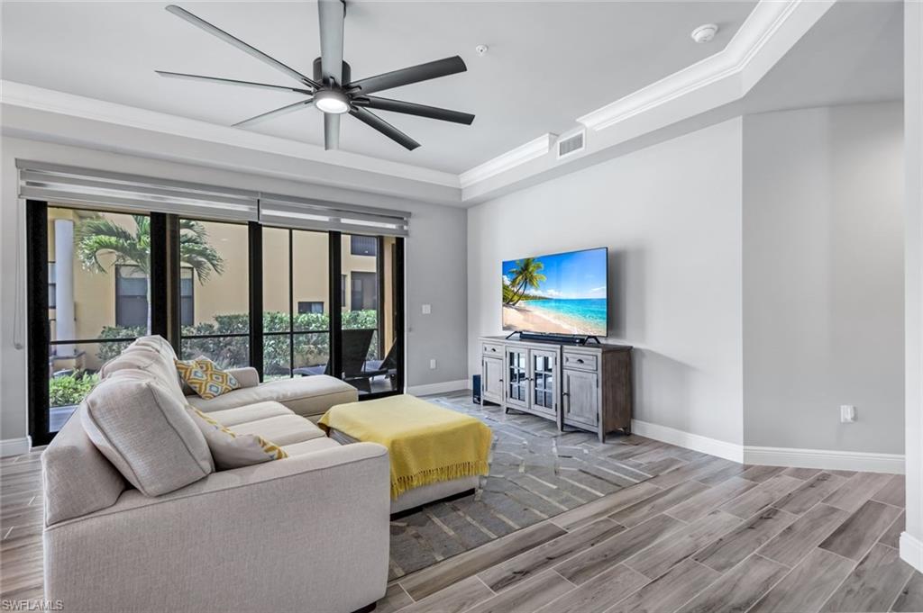 PRENTISS POINTE - Residential