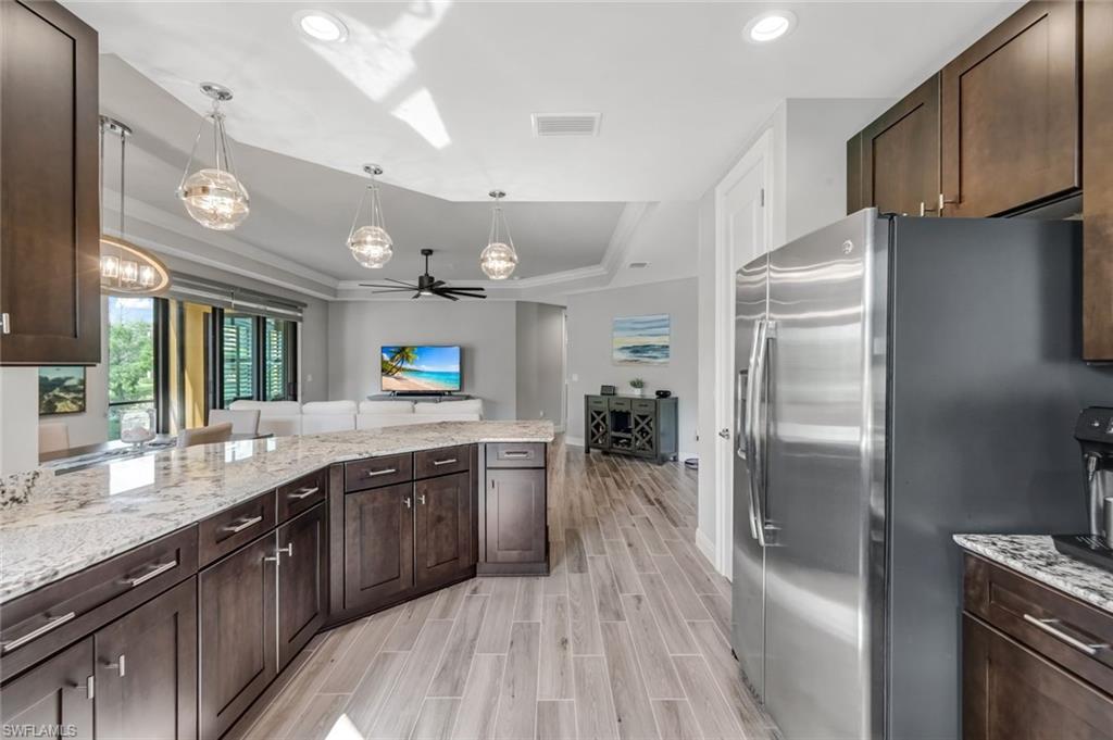 PRENTISS POINTE - Residential