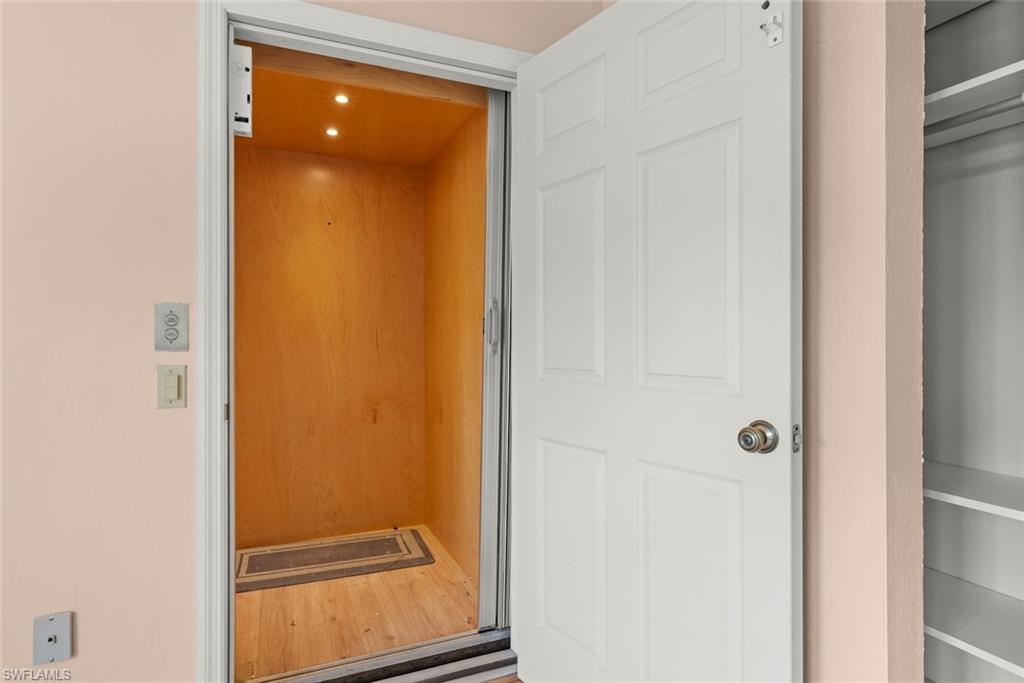 FERRY LANDING - Residential