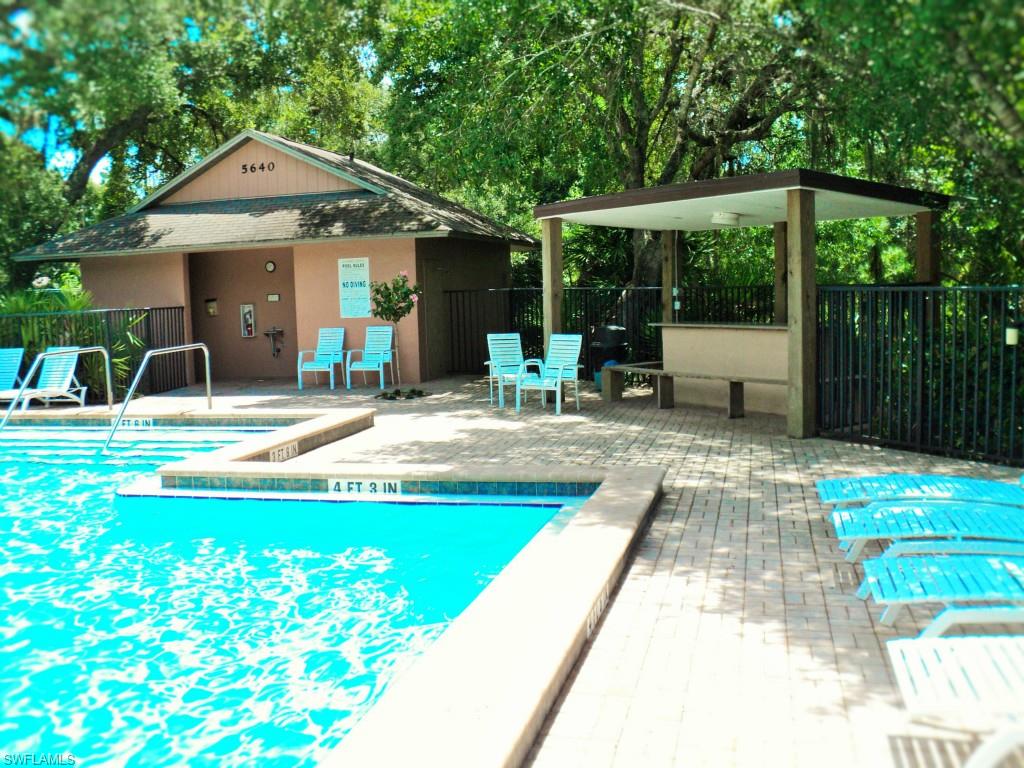 LAUREL OAKS - Residential