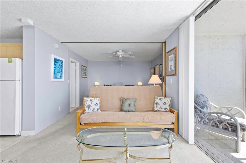 BEACH AND TENNIS CLUB - Residential