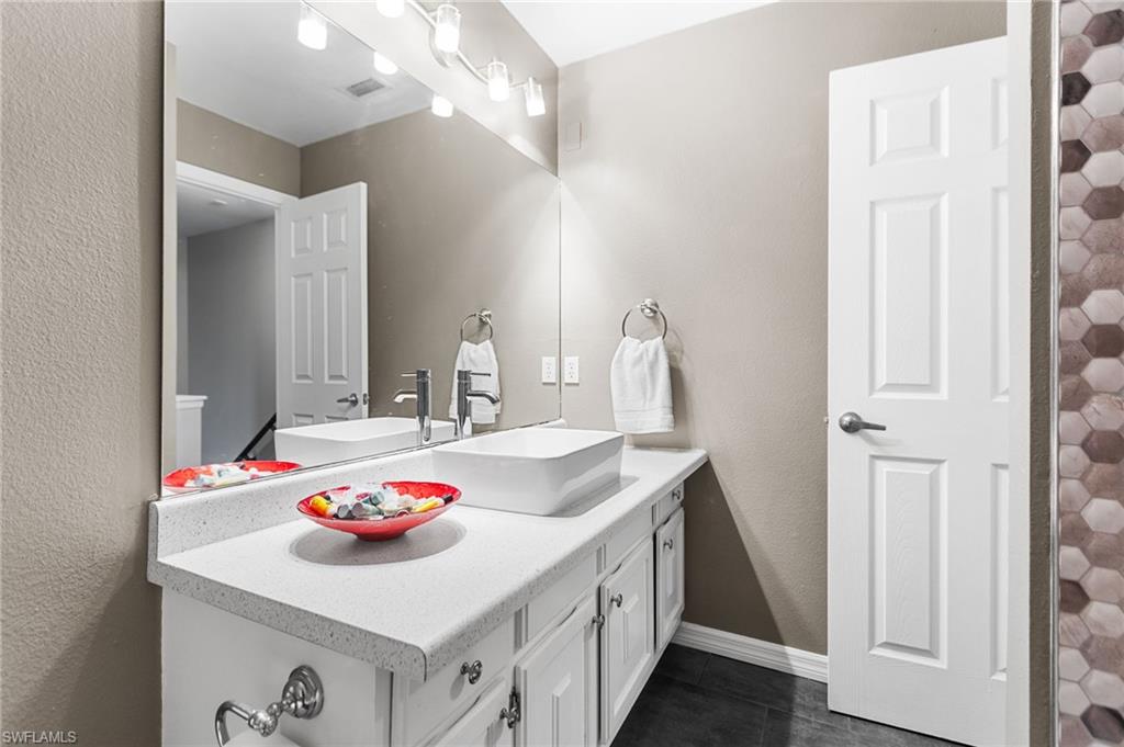 MEADOWLARK COVE - Residential