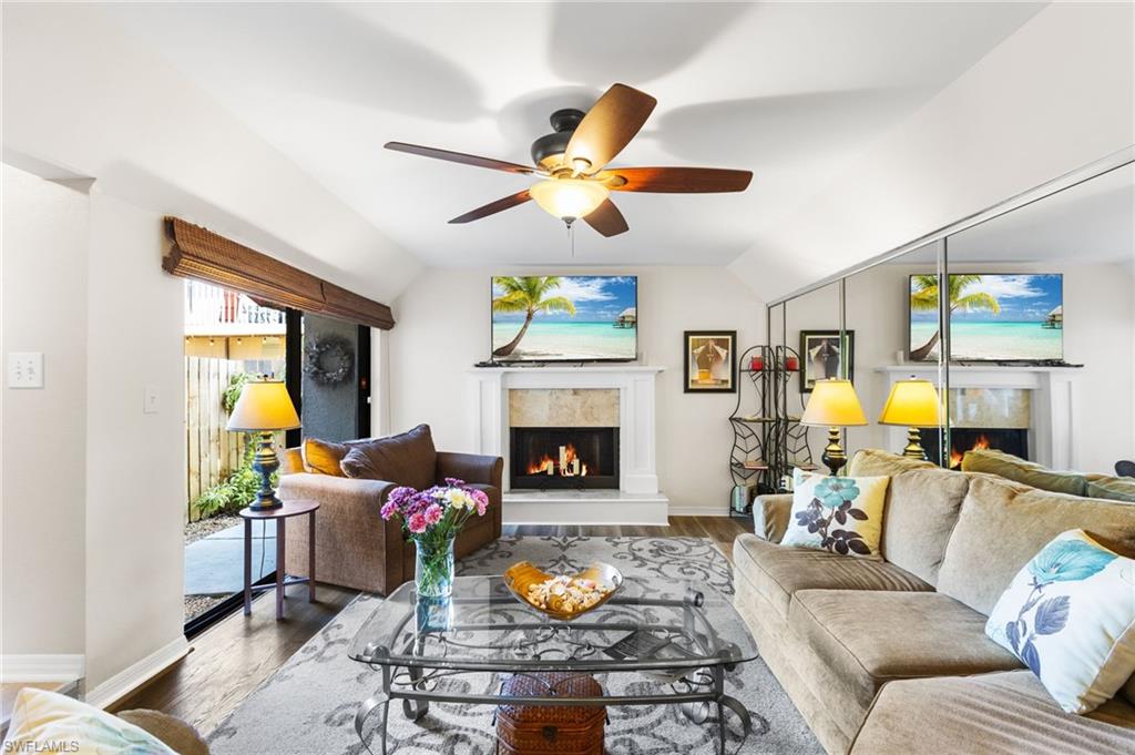 MEADOWLARK COVE - Residential