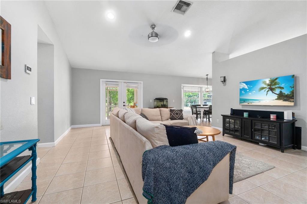 GOLDEN GATE ESTATES - Residential